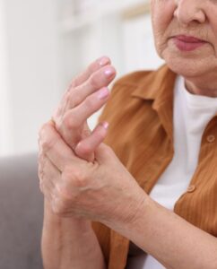 reumatyzm – przyczyny, objawy, leczenie